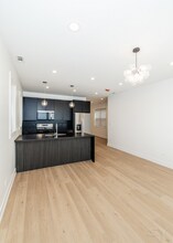6050 S Eberhart Ave in Chicago, IL - Building Photo - Building Photo