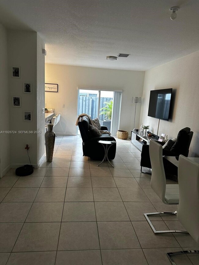 2689 SE 13th St in Homestead, FL - Building Photo - Building Photo