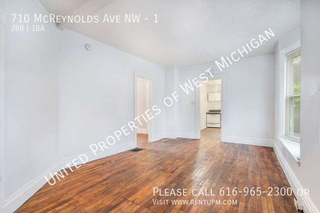 710 Mc Reynolds Ave NW in Grand Rapids, MI - Building Photo - Building Photo
