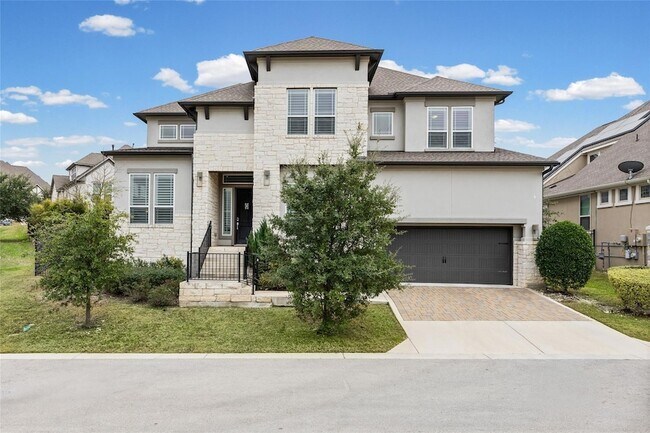 2308 Berkleys Brook Dr in Bee Cave, TX - Foto de edificio - Building Photo