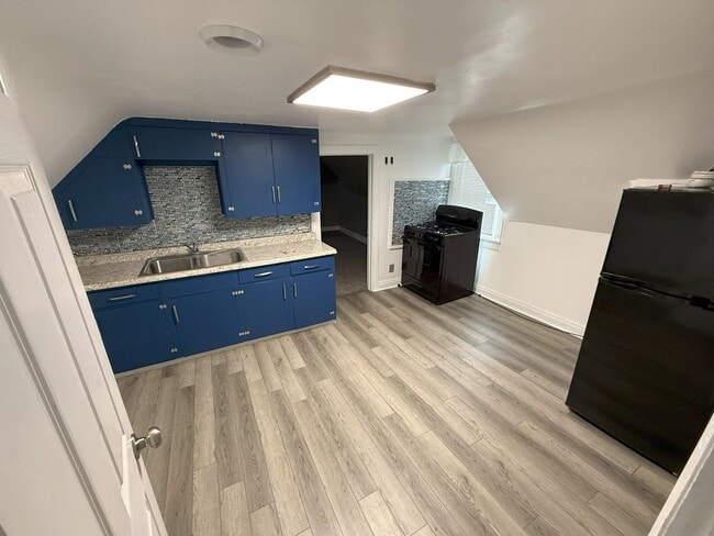 property at 1201 S Cedar Ave
