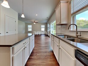 1132 Alice Smalls Rd in Mount Pleasant, SC - Building Photo - Building Photo