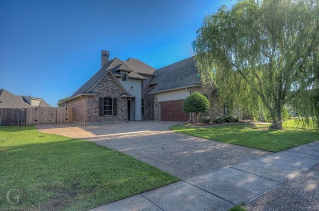 property at 433 Tupelo Dr
