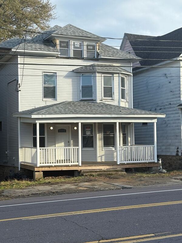 property at 415 S Main Ave