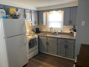 34 Hayes Ave, Unit Unit#1 in Manchester, NH - Building Photo - Building Photo