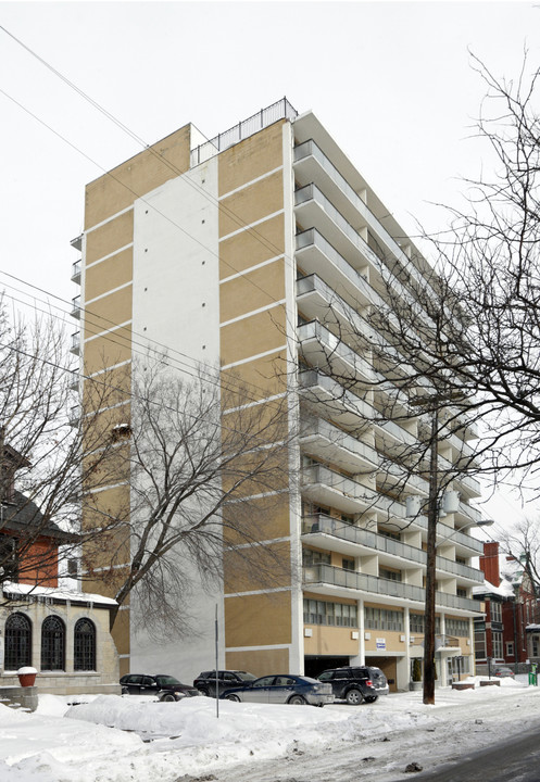 The Wedgemount in Ottawa, ON - Building Photo