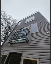 2437 W Thompson St in Philadelphia, PA - Building Photo - Building Photo
