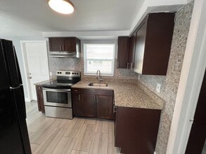 5333 Pasadena Dr in New Port Richey, FL - Building Photo - Building Photo