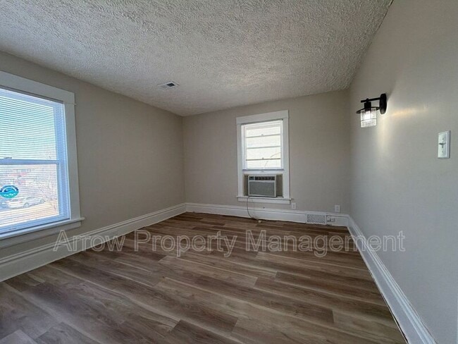 2121 Washington St in Lincoln, NE - Building Photo - Building Photo