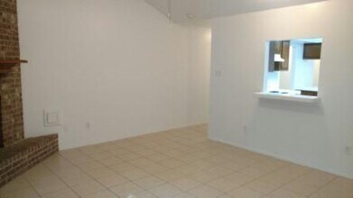 34 Green Bough Ct in The Woodlands, TX - Building Photo - Building Photo