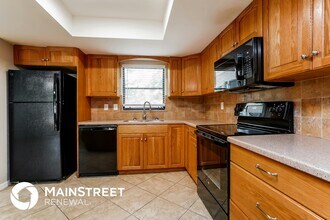 113 NE 18th Pl in Cape Coral, FL - Foto de edificio - Building Photo