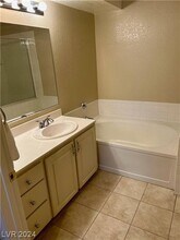 7821 Gable Ln in Las Vegas, NV - Building Photo - Building Photo