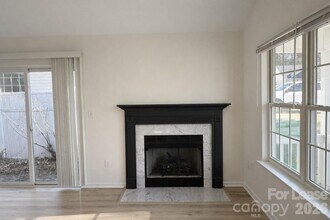 3707 Silver Ore Ln in Charlotte, NC - Building Photo - Building Photo