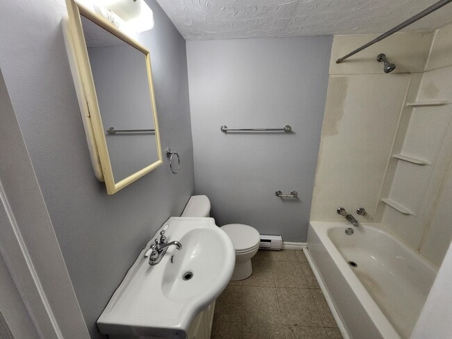 property at 562 Edward Ave