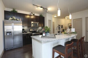 9334 Hufsmith Rd in Tomball, TX - Building Photo