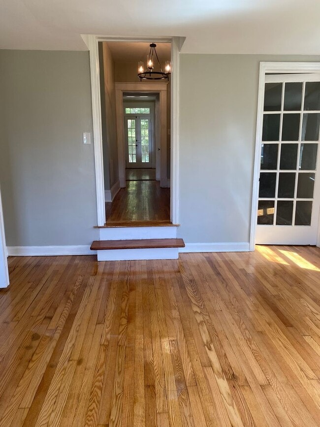 property at 2419 Terrell Pl