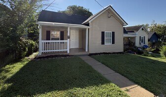 1114 Knight St in Lynchburg, VA - Building Photo