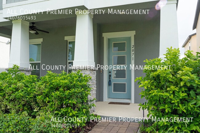 2071 White Feather Lp in Oakland, FL - Building Photo - Building Photo