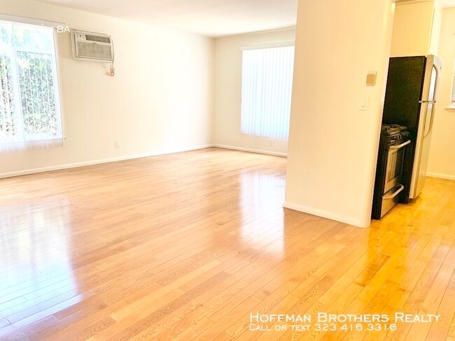 property at 2001 Beachwood Dr