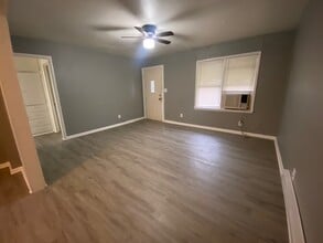 1141 SW 51st St in Oklahoma City, OK - Foto de edificio - Building Photo