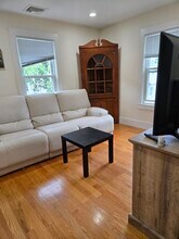 15 Beech St, Unit #3 in Newton, MA - Building Photo - Building Photo