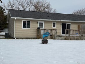 6939 Alma Ct in Saginaw, MI - Building Photo - Building Photo