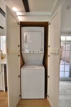 2906 Griffith Park Blvd in Los Angeles, CA - Building Photo - Building Photo