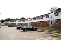 Brandy Hill Apartments in Wareham, MA - Foto de edificio - Building Photo