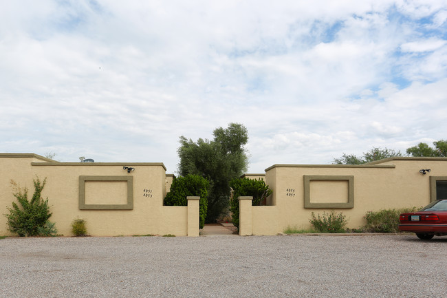 4051-4057 E Bellevue St in Tucson, AZ - Building Photo - Building Photo