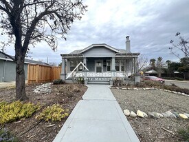 4957 13th Ave in Sacramento, CA - Building Photo
