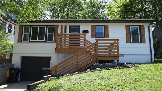 1821 E 48th St in Kansas City, MO - Building Photo - Building Photo