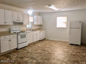 5965 Carolina Beach Rd in Wilmington, NC - Building Photo - Building Photo