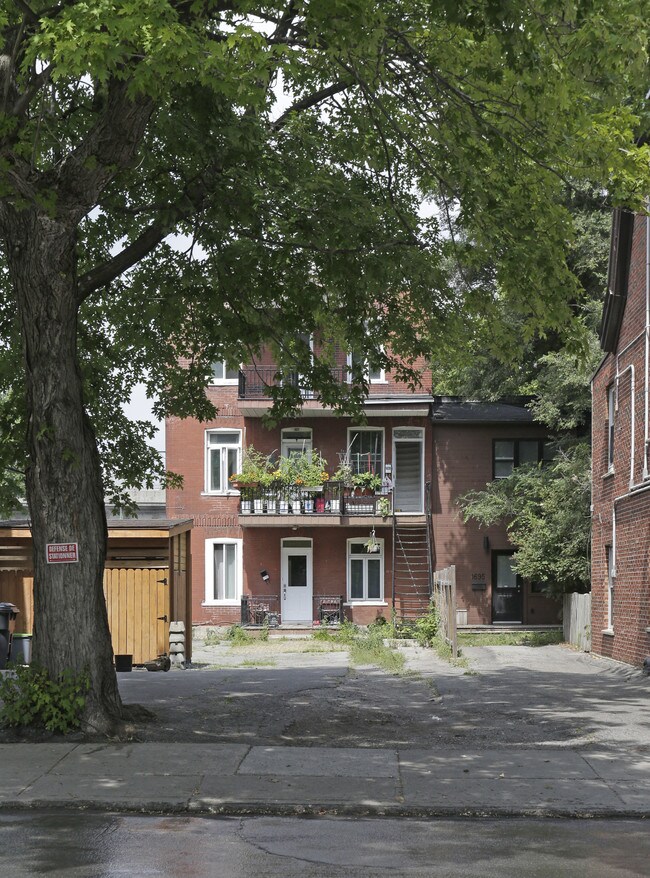 1703 de l'Église in Montréal, QC - Building Photo - Building Photo
