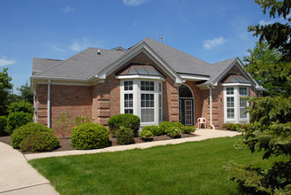 McKinley Court at Montgomery Hills in Princeton, NJ - Building Photo - Building Photo