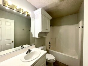 6716 4th St in Lubbock, TX - Building Photo - Building Photo