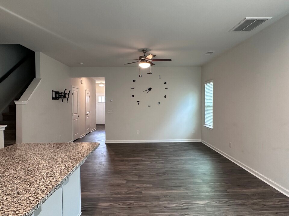 557 Preakness Run in Spartanburg, SC - Building Photo