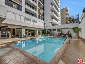 10660 Wilshire Blvd in Los Angeles, CA - Building Photo - Building Photo
