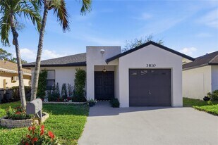 3810 NW 23rd Pl in Coconut Creek, FL - Building Photo