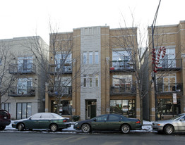 2139 W Roscoe St Apartments