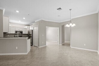 10328 Prato Dr in Ft. Myers, FL - Building Photo - Building Photo