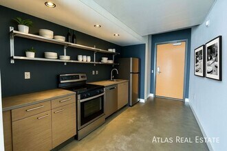 3457 Ringsby Ct in Denver, CO - Building Photo - Building Photo