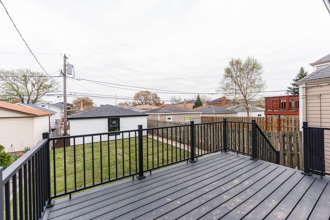 4129 N Oketo Ave in Norridge, IL - Building Photo - Building Photo