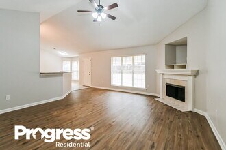 4060 Triple Crown Loop N in Southaven, MS - Building Photo - Building Photo