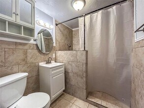 300 Sanders Rd in Denton, TX - Building Photo - Building Photo