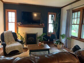 1412 Rainbow Dr in Cedar Falls, IA - Building Photo - Building Photo