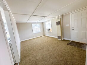 5328 Lantana Ave in Charlotte, NC - Building Photo - Building Photo