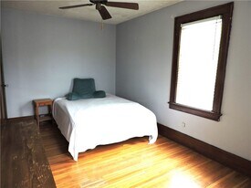 217 Middlesex Rd in Rochester, NY - Building Photo