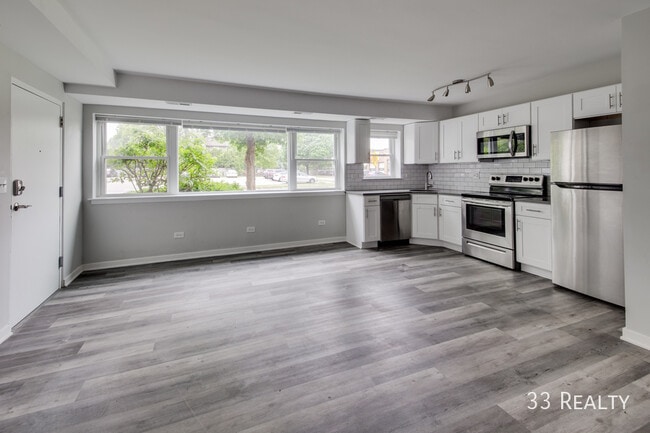 property at 530 N Walnut Ave