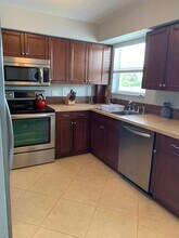 630 SE Ocean Blvd-Unit -C4 in Stuart, FL - Building Photo - Building Photo