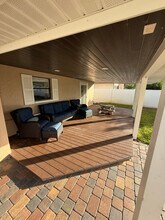 9429 Laura Anne Dr in Seminole, FL - Building Photo - Building Photo